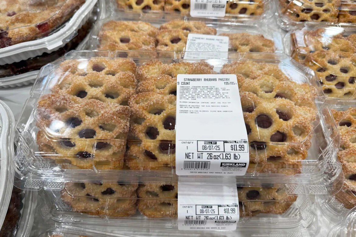This New Costco Pastry Is So Good Fans Quickly ‘Finished The Whole Box’ Yahoo lifestyle home