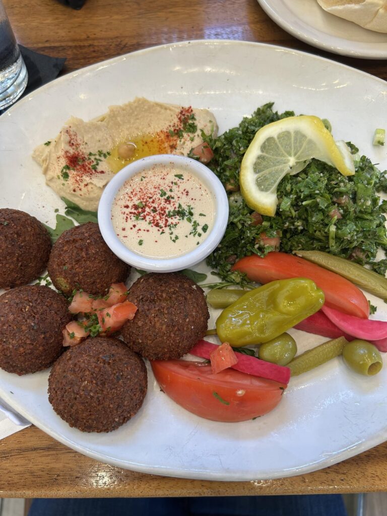 Calories in this falafel plate?