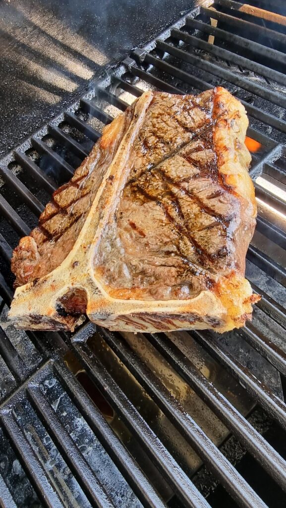 How did i do? First T-Bone on Grill. How did i do? First T-Bone on Grill.