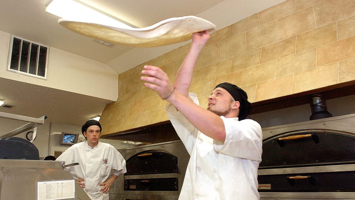 You can get best pizza in MS at this Jackson restaurant