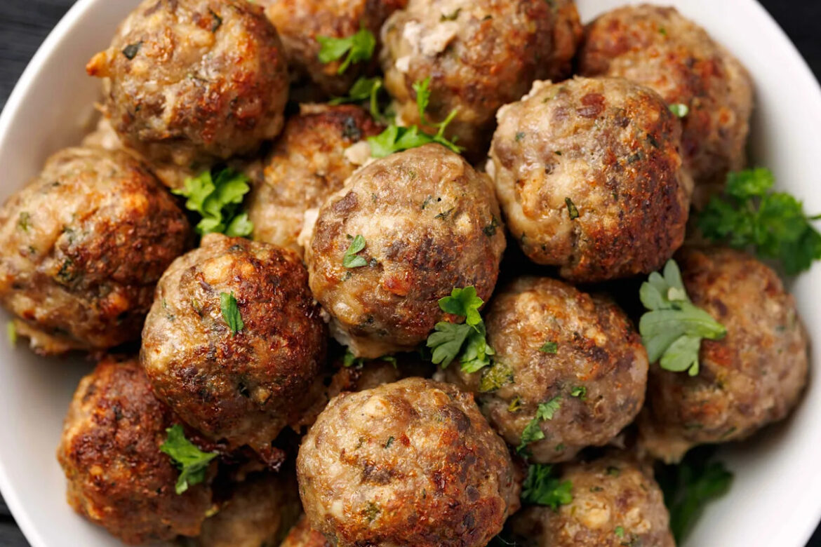 The One Trick for Grandma-Approved Meatballs, According to 4 Italian Chefs The One Trick for Grandma-Approved Meatballs, According to 4 Italian Chefs