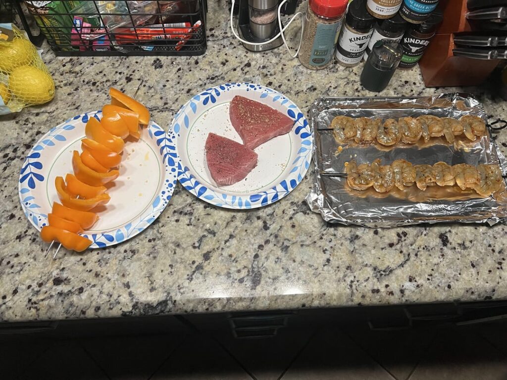 Peppers, tuna and shrimp