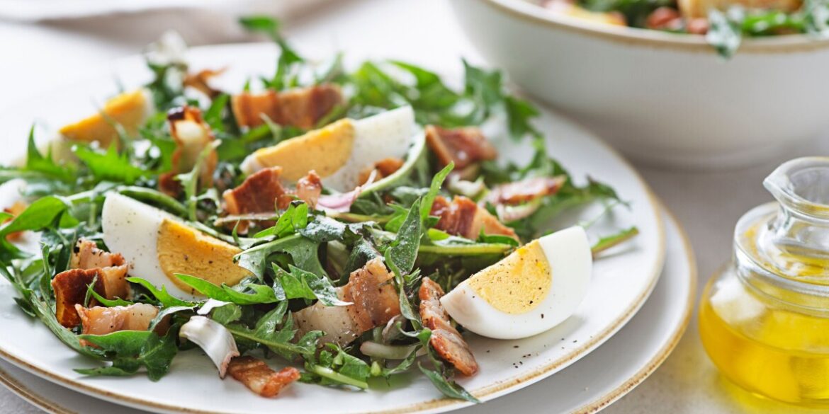 Discover the culinary delights of dandelions: seasonal recipes and tips