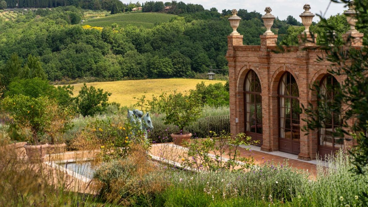 Greenville restaurant GM leads trip to explore food, wine in Tuscany