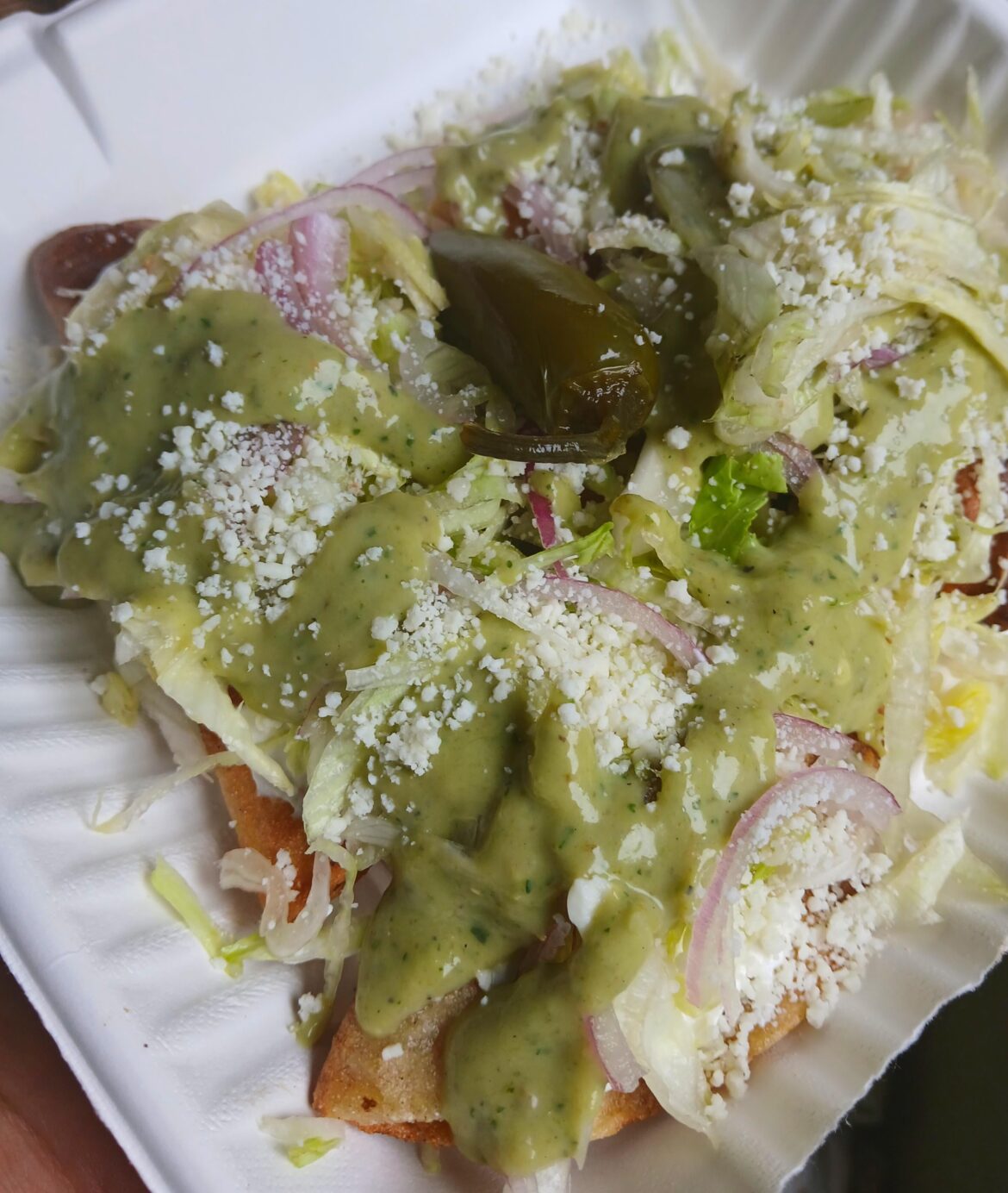 (Homemade) 🌮 Tacos Dorados de Pollo chipotle y Salsa Aquacate (Hard Tacos with Chipotle chicken and spicy avocado salsa)