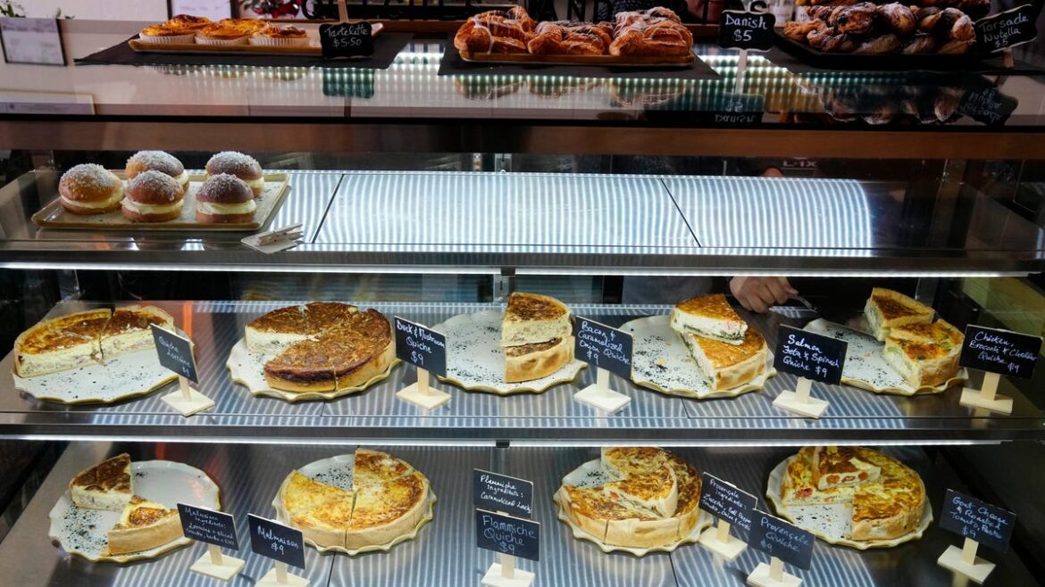 Metro Phoenix restaurant named among best pie shops in US