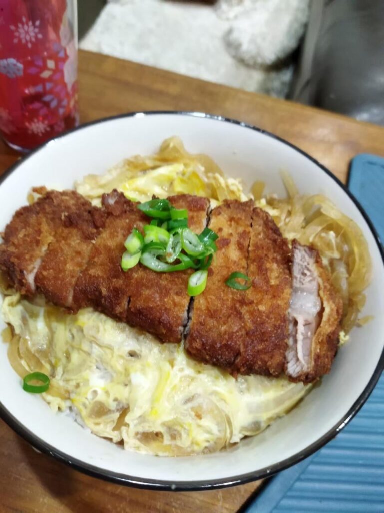Homemade Katsu Don - pork cutlet omelette roce