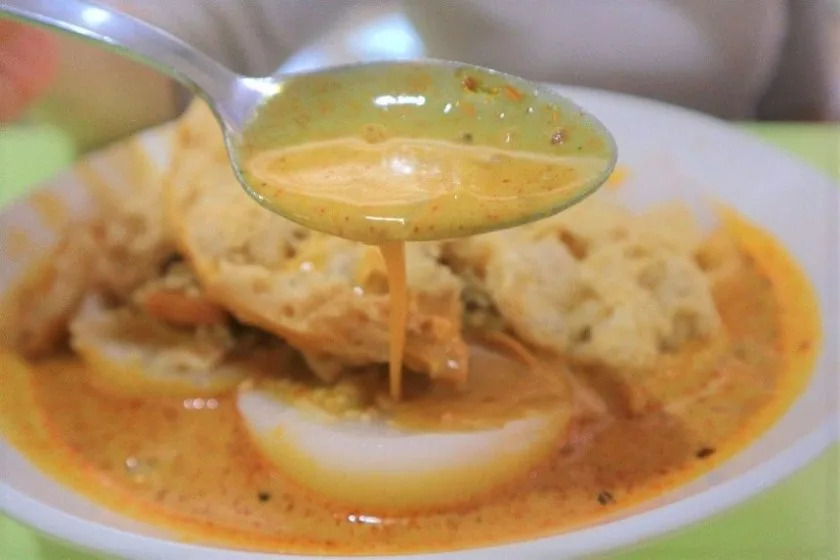 man man chi - curry gravy