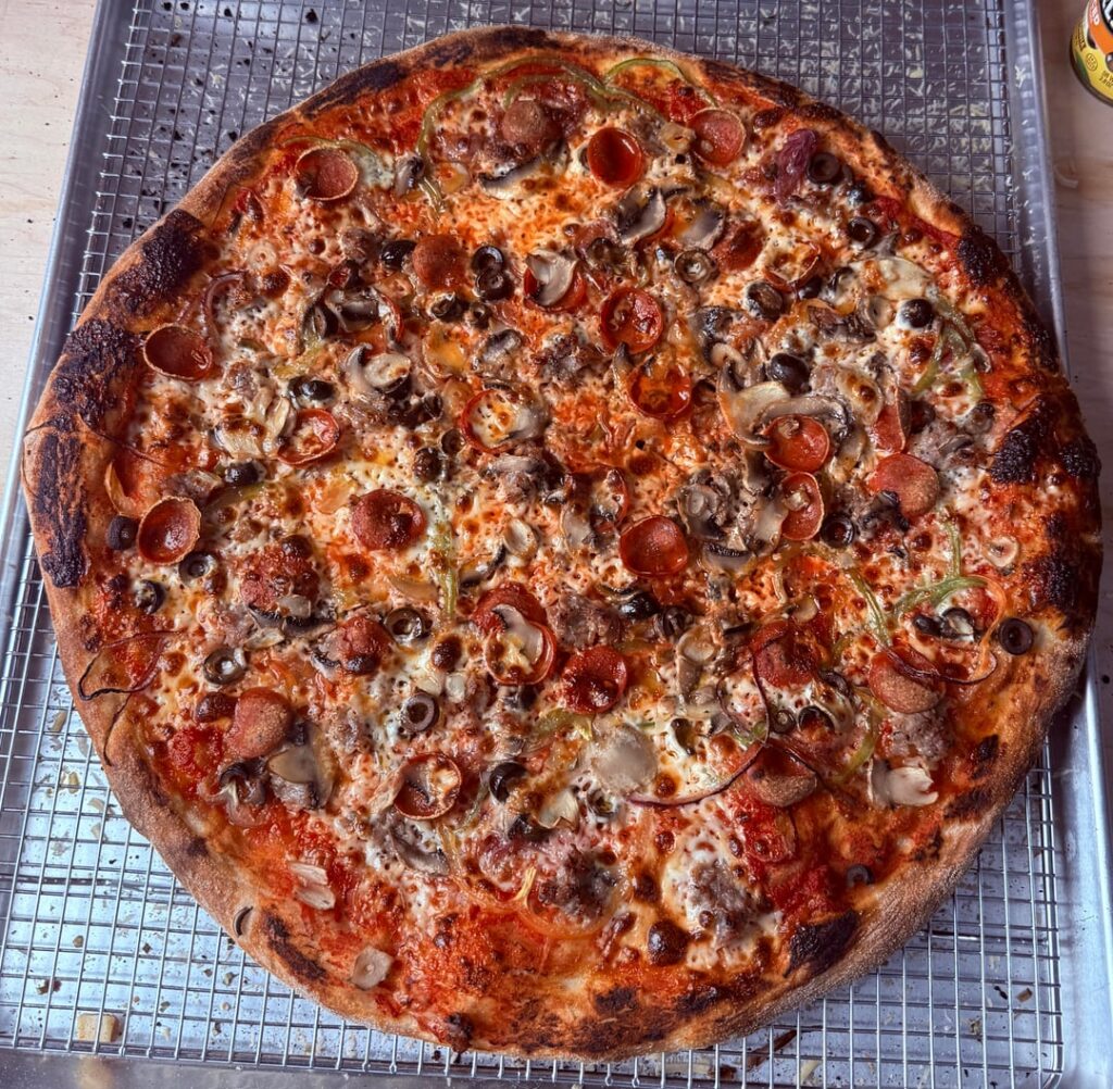 Suprème Pizza.