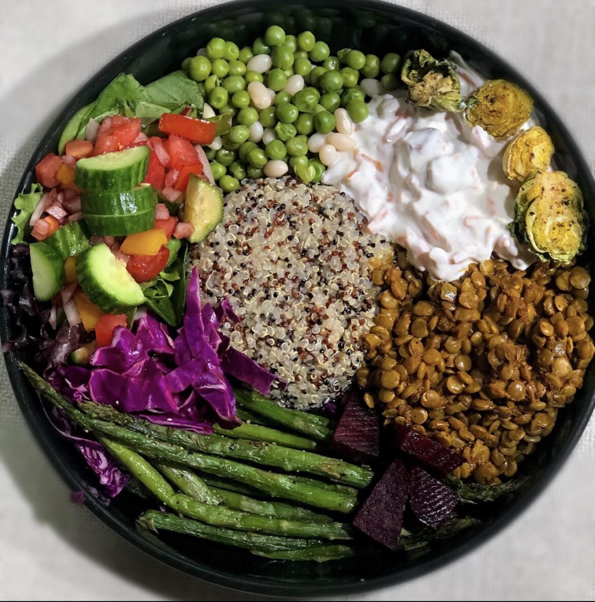 Vegan lunch that looks like it sings to the birds in the forest