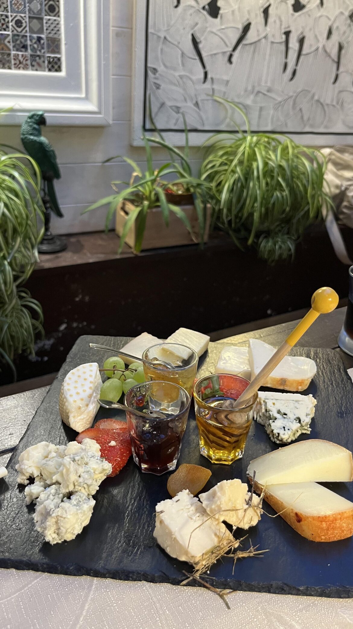 Cheese platter time in Liguria, Italy 🤩