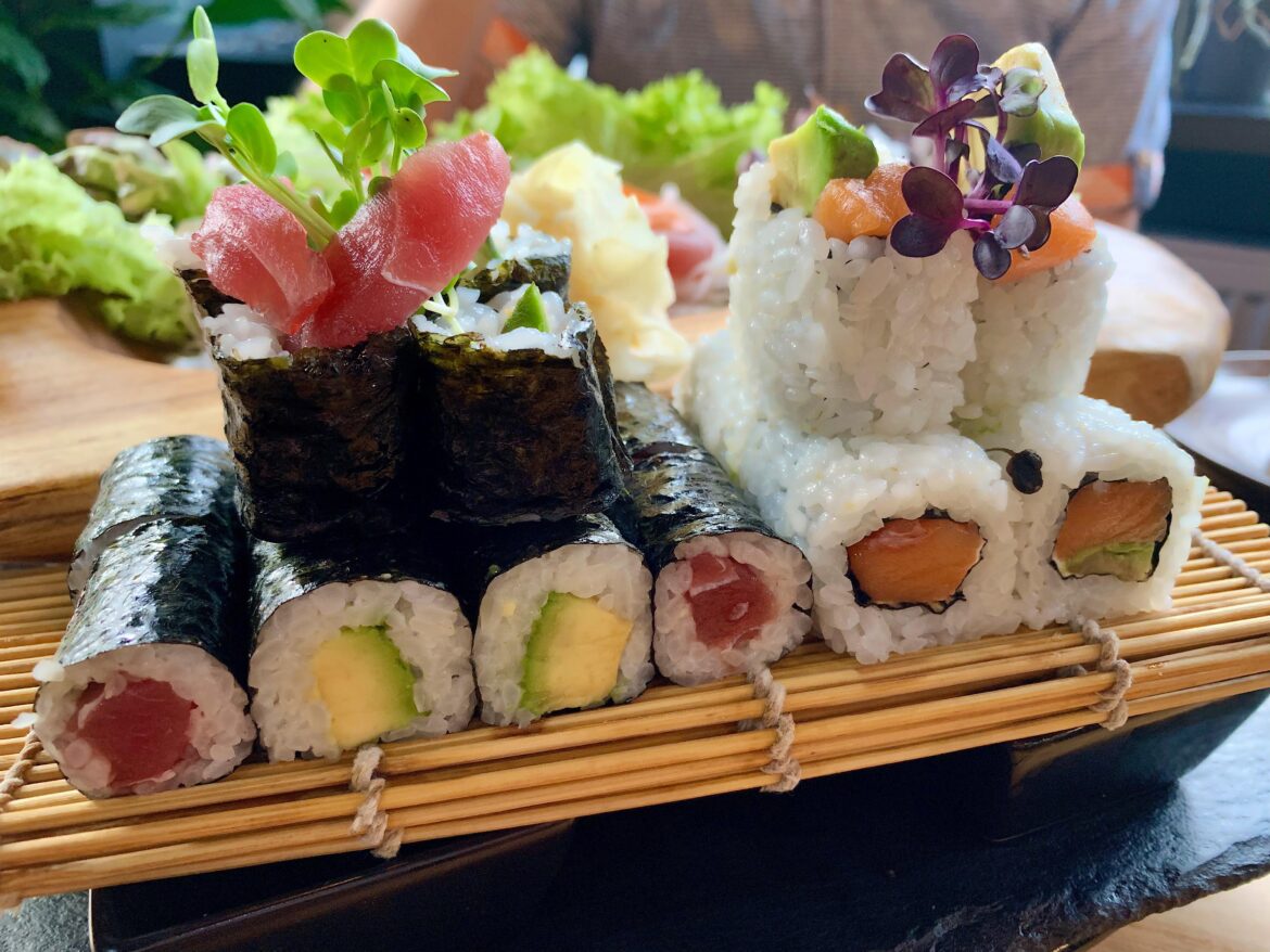 Wedding anniversary sushi