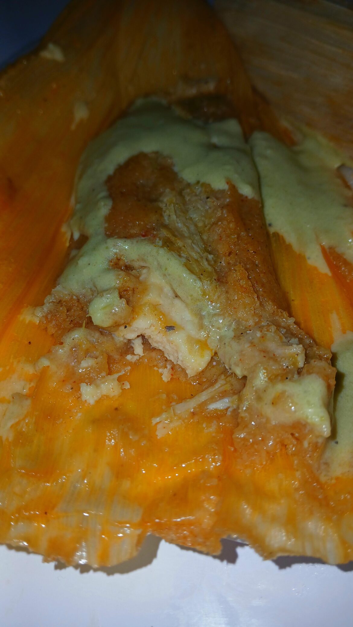 Homemade Pork 🐖 & Queso 🧀 Fresco Tamales 🫔 con Salsita Serrano 🌶