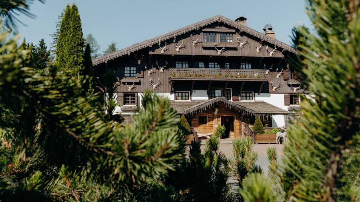 Héritage, Marc-Henri Mazure's new bistronomic restaurant at Chalets du Mont d'Arbois – Paris Select