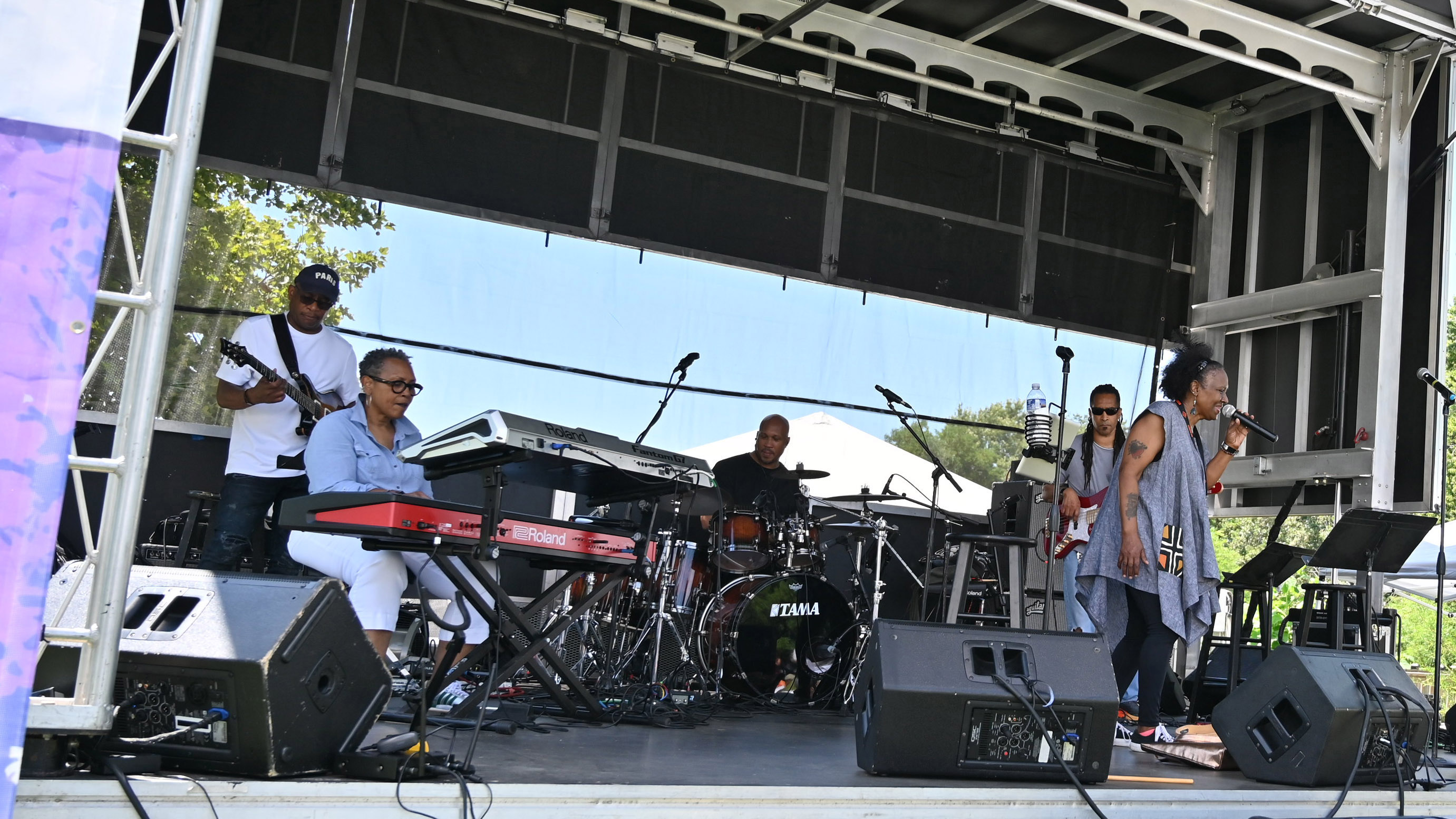 Chandra and the Ryze Band perform during the Arts, Wine Jazz & Soul Festival in Havre de Grace on Saturday. Proceeds from the event benefit the Havre de Grace Colored School Foundation. (Brian Krista/Staff)