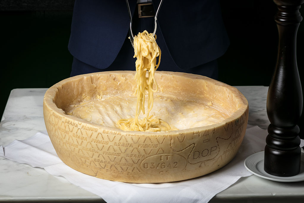 Cacio e Pepe Il Pampero Parmesan Wheel