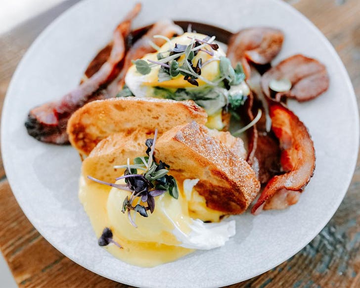 A delicious eggs bene at Dear Jervois.