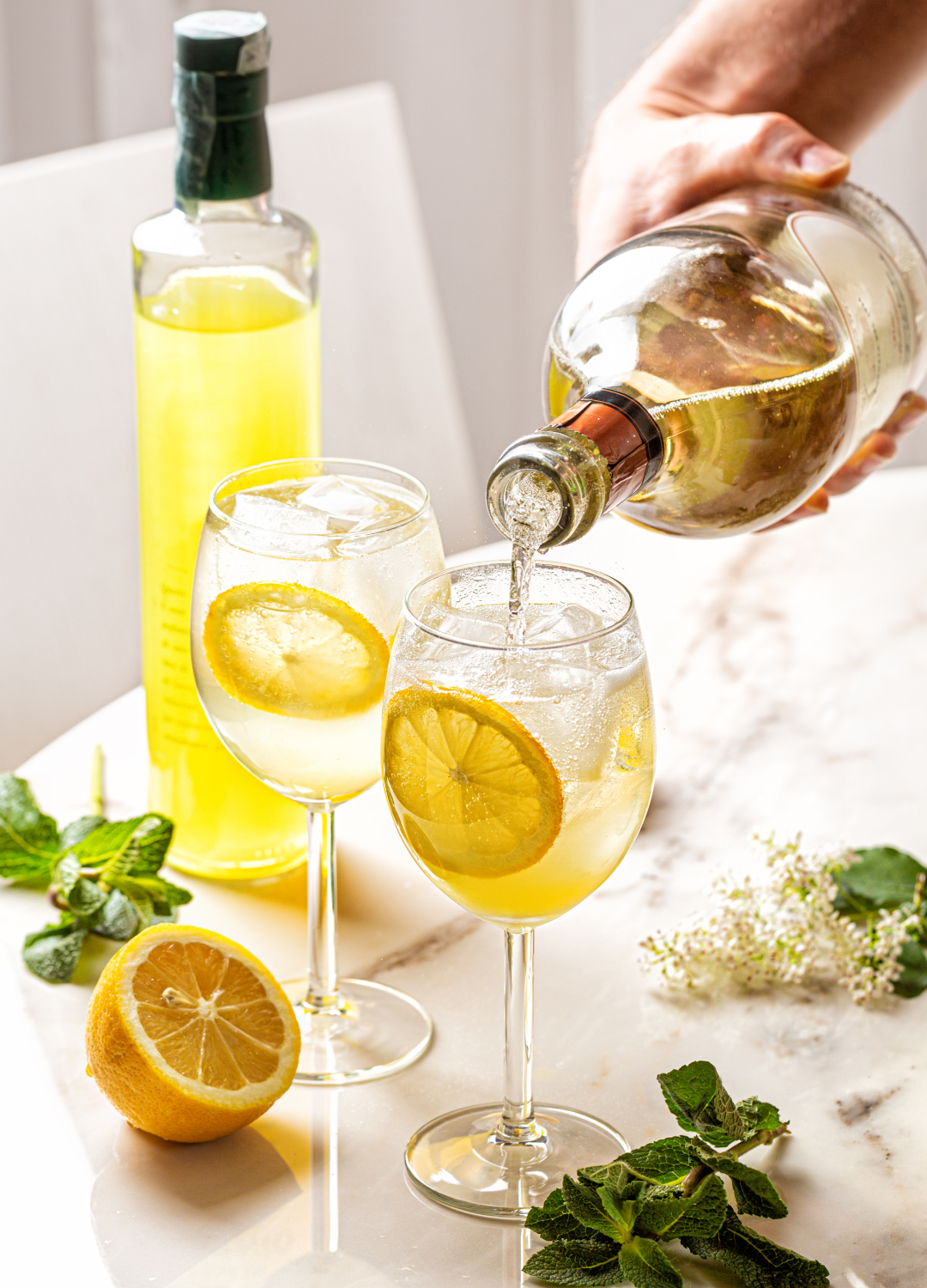 Spritz with lemon