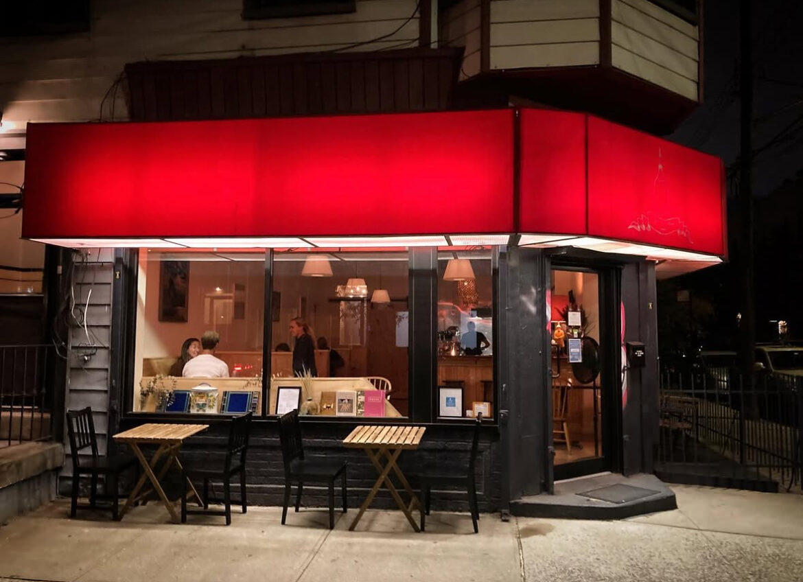 Greenpoint’s Fin Du Monde Closing This Month Greenpoint's Fin Du Monde Closing This Month