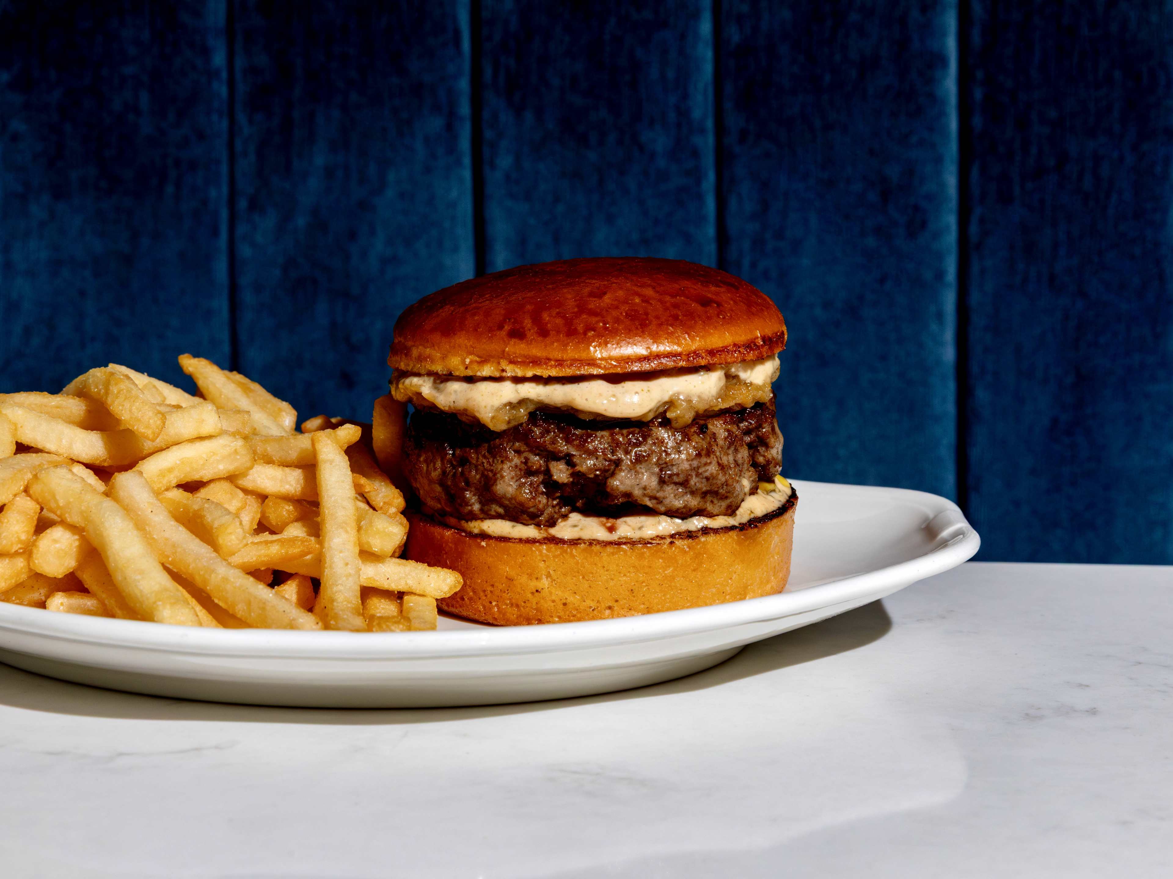 Camphor Le Burger