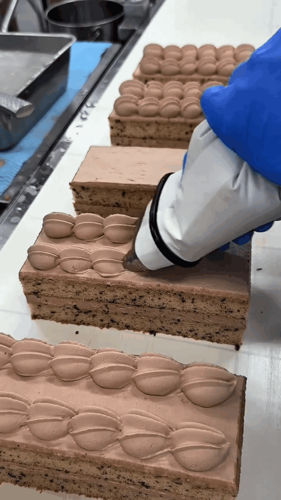 Japanese cake factory