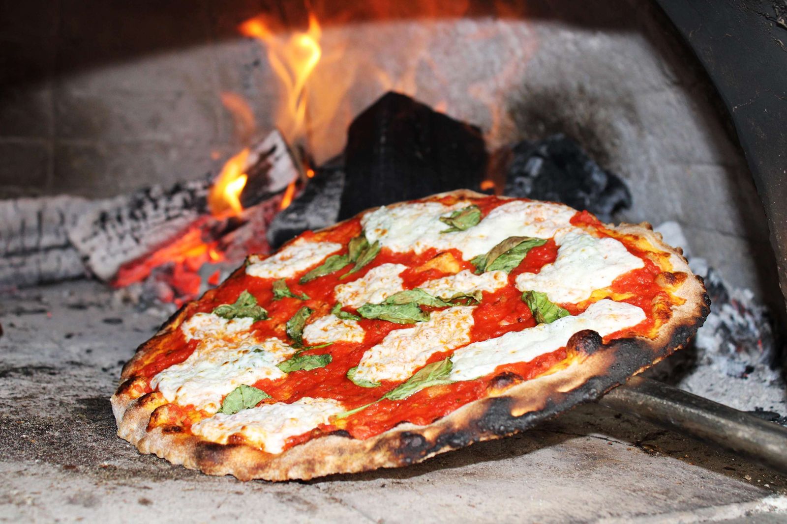Silver Sands Pizza Expands Pizza Truck Fleet to Meet Growing Demand for Premium Event Dining