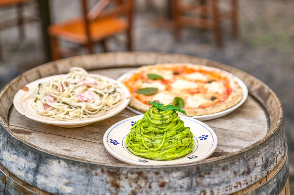 This Is the Biggest Mistake Travelers Make When Ordering Food in Italy, According to a Long-time Resident