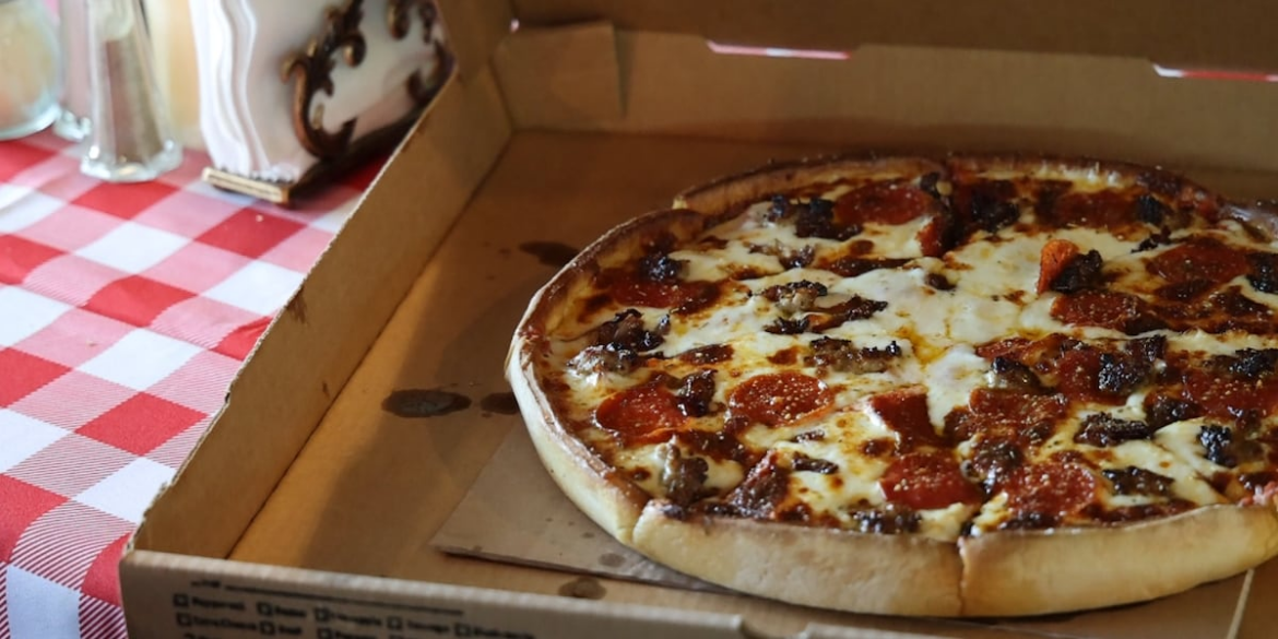 Tamburrino’s Pizzeria brings authentic Chicago-style cuisine to Bowling Green