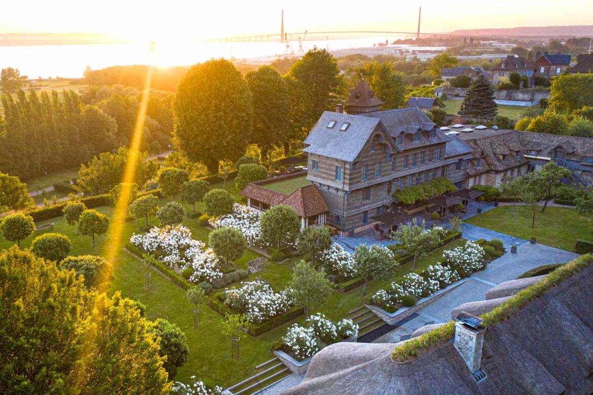 Sleep Inside the Normandy Hotel Painted by Monet — and Dine on French Masterpieces Sleep Inside the Normandy Hotel Painted by Monet — and Dine on French Masterpieces