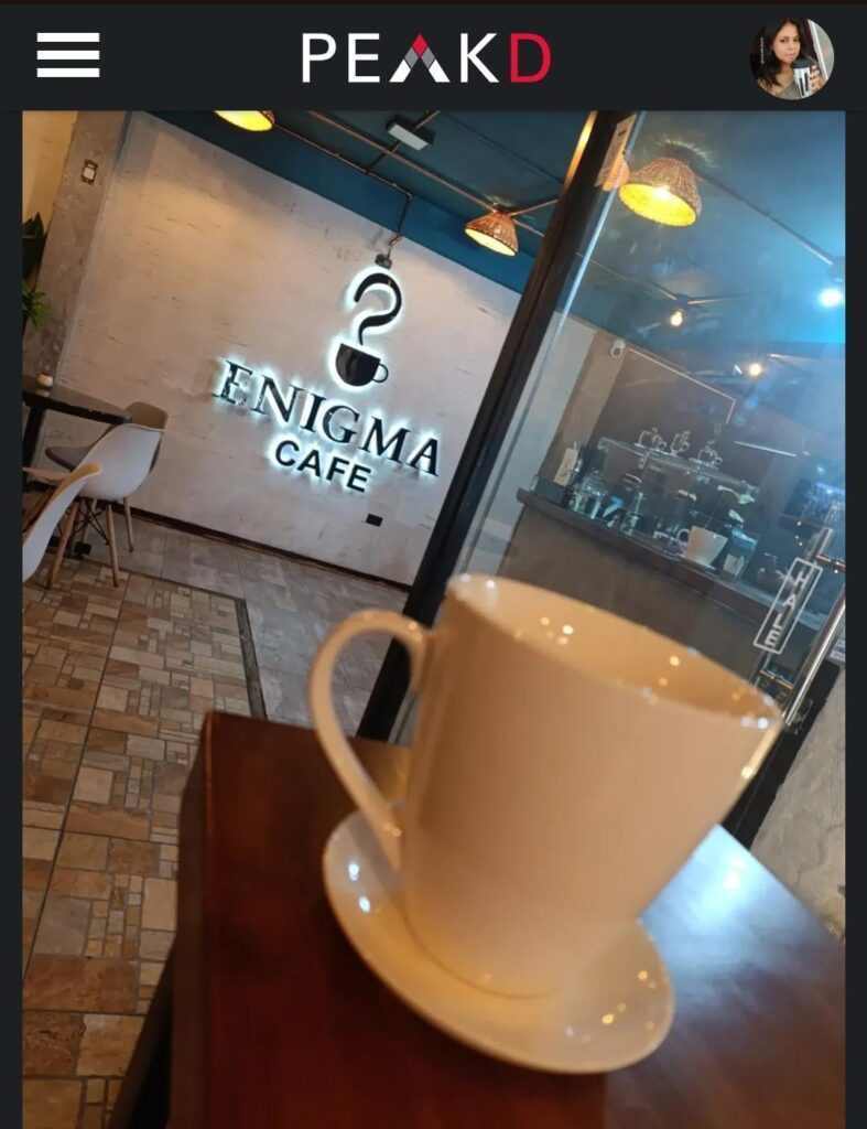 My date for today: meeting Mocaccino and Latte at Enigma Café