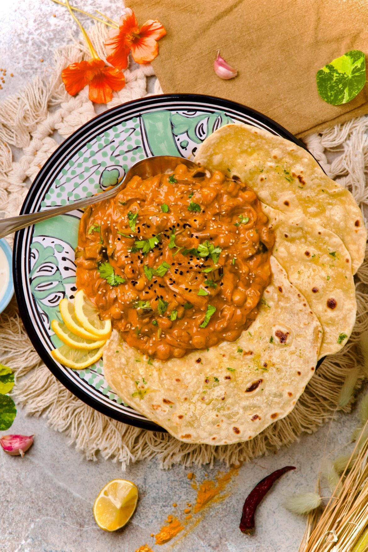 Chickpea Curry with Naan tastes amazing