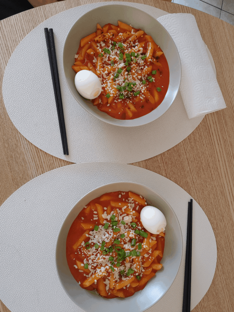 Attempted to make tteokbokki for the first time