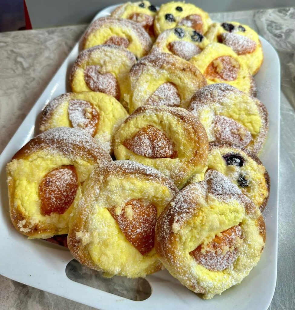 My home baking 😊🥧