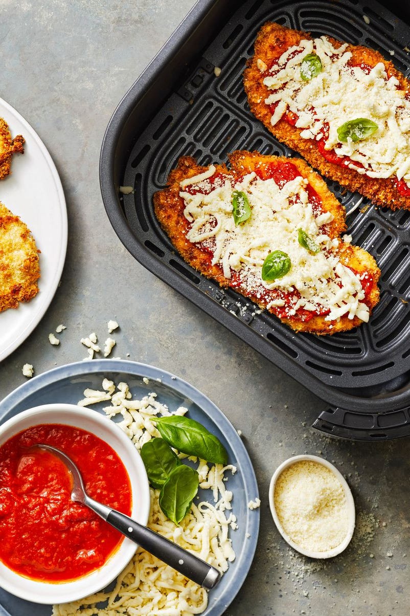 chicken parmesan with mozzarella on top