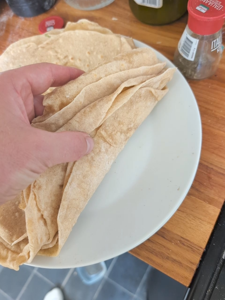 I can't get over how good home made tortillias are 🤤