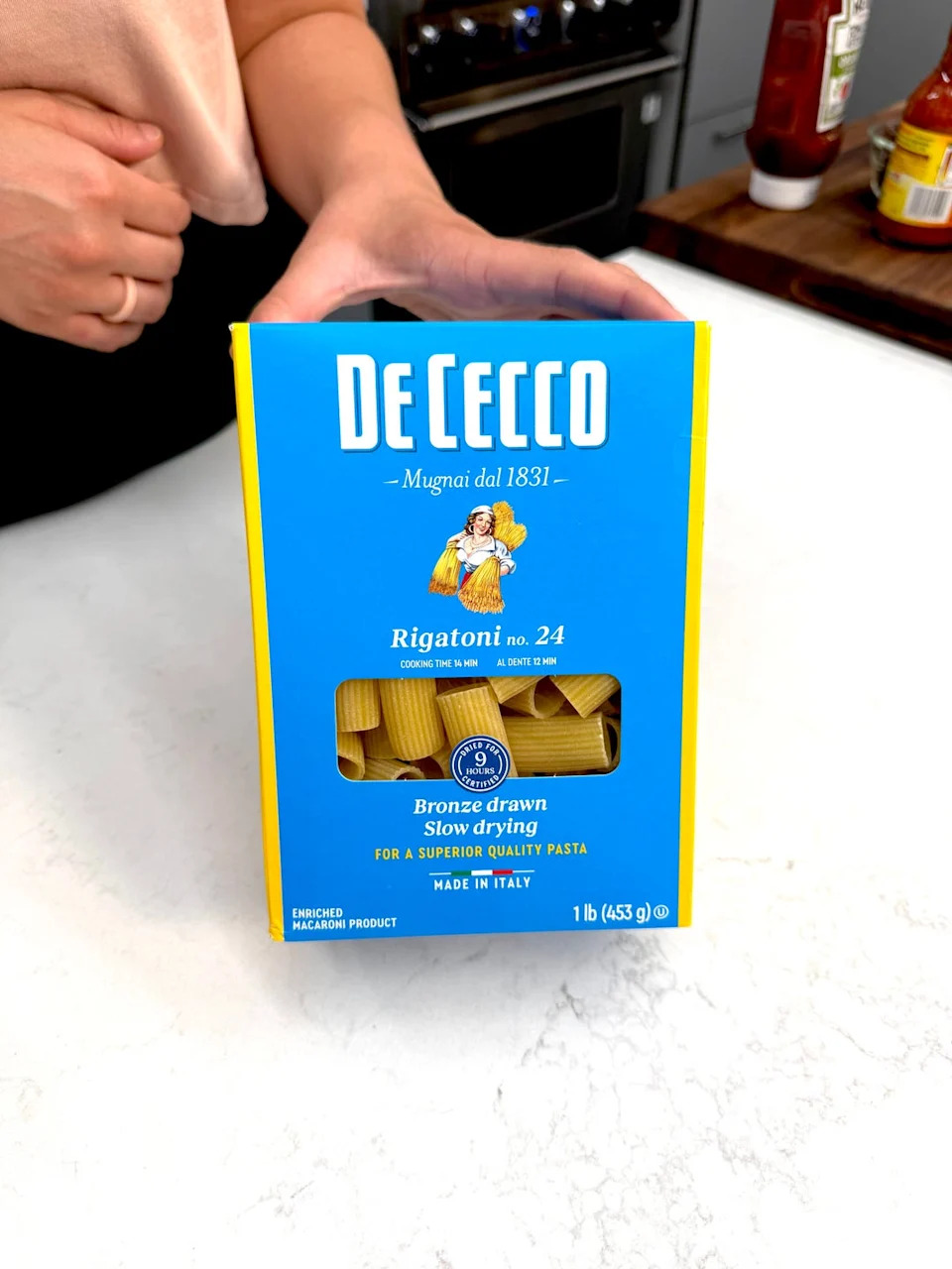 box of de cecco rigatoni pasta