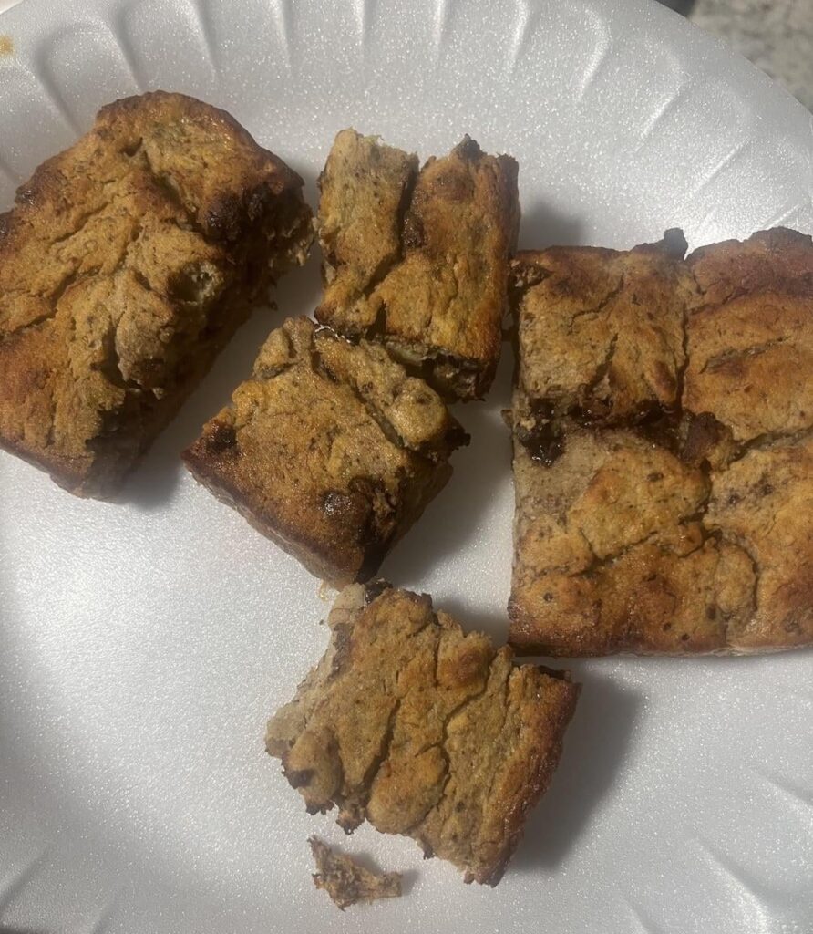Choc chip banana loaf 474 calories for the entire loaf