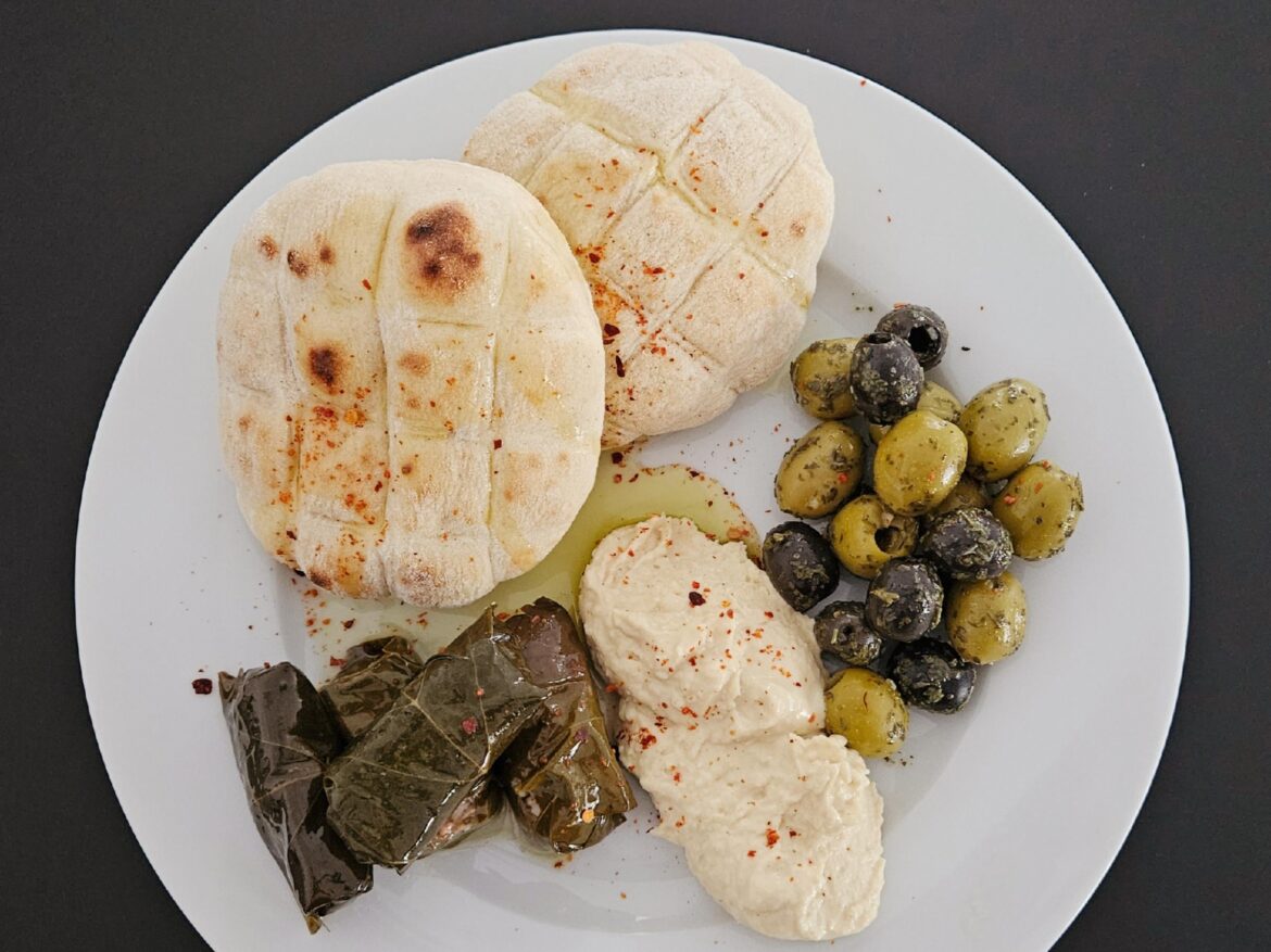 Girl Dinnnner ✨️🎶