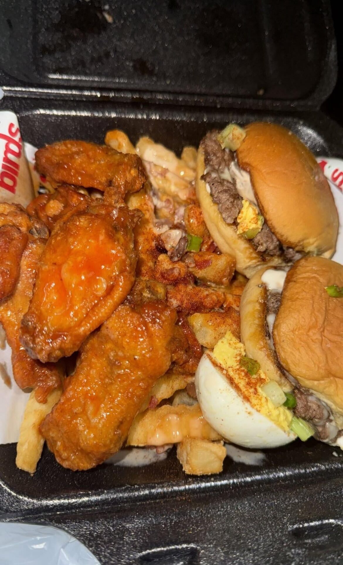 WEDNESDAY=WINGSDAY🤘🏿🔥