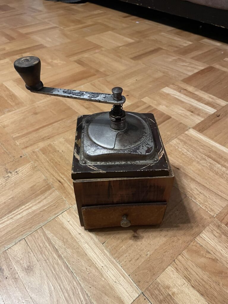 Can anyone tell me how old and what company this coffee grinder from ?