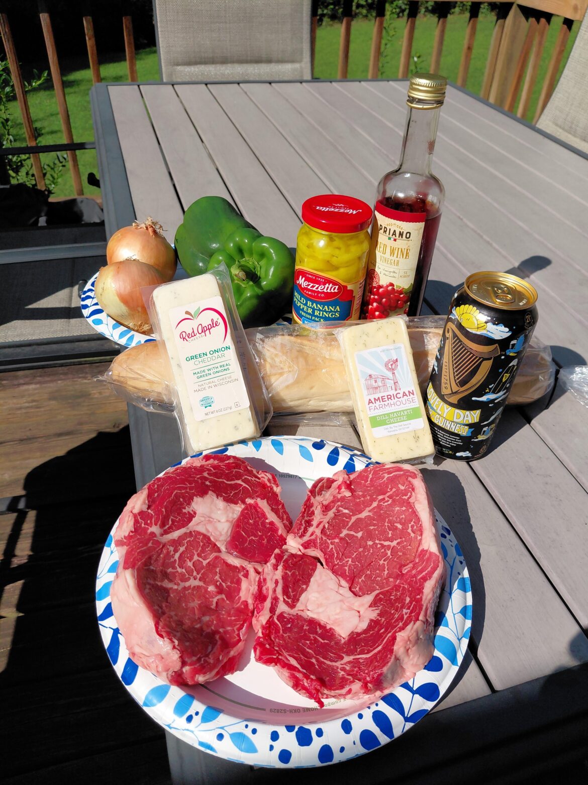 About to slice up these ribeyes and then im gonna make some people in Philadelphia very mad.