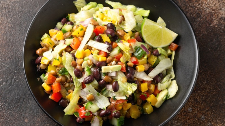 Overview of corn and black bean salad