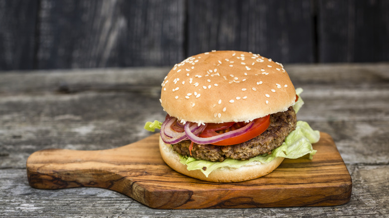 veggie burger in bun