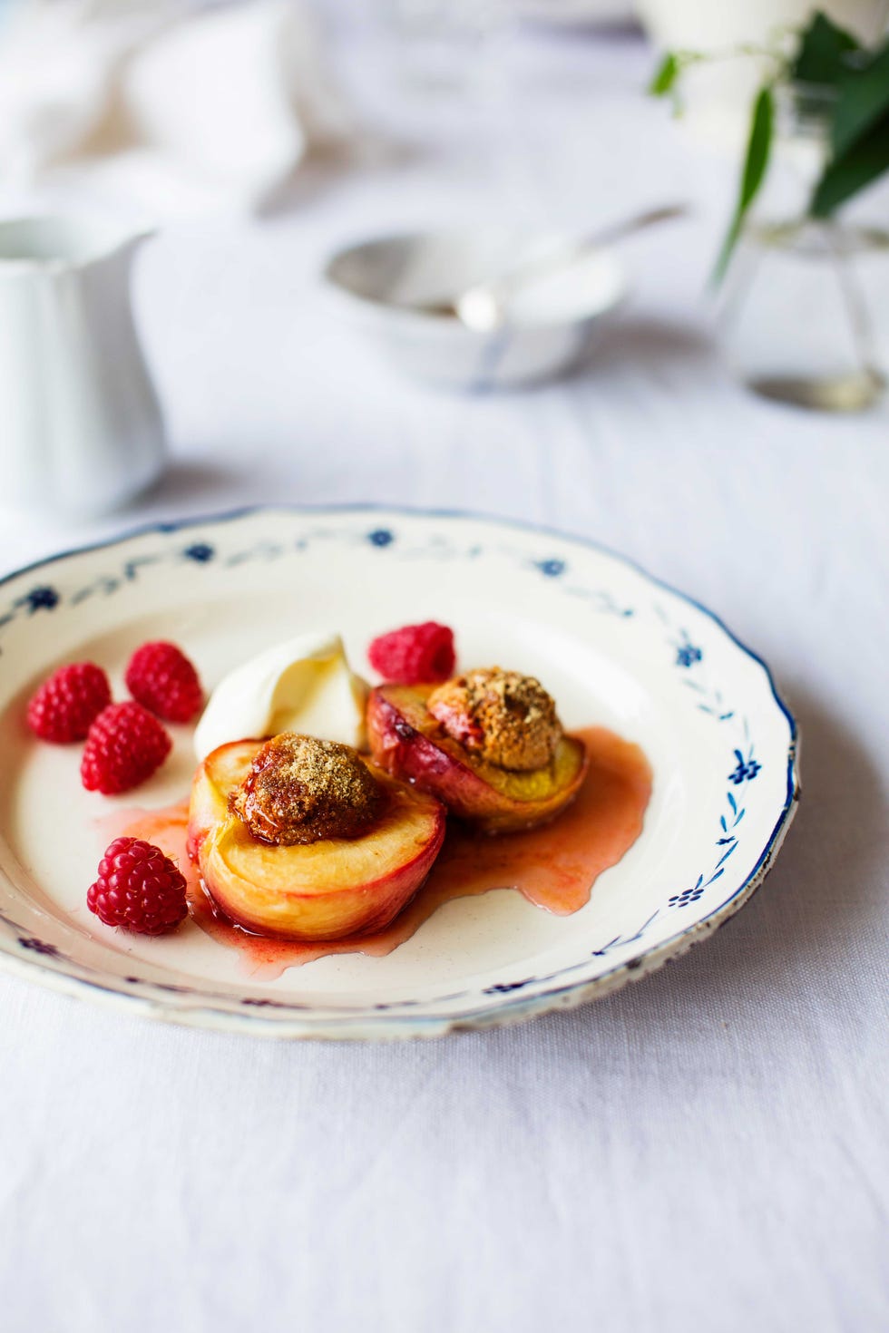 Serveware, Food, Dishware, Sweetness, Ingredient, Dish, Tableware, Dessert, Plate, Recipe, 