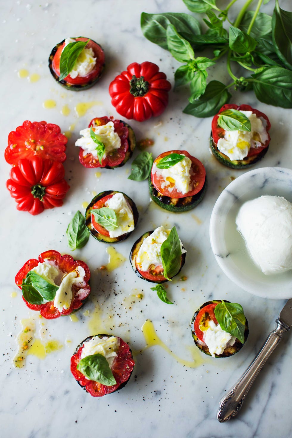 Food, Cuisine, Dishware, Ingredient, Dish, Meal, Strawberries, Serveware, Garnish, Recipe, 