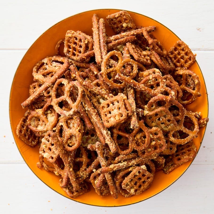garlic parmesan pretzel mix christmas snacks