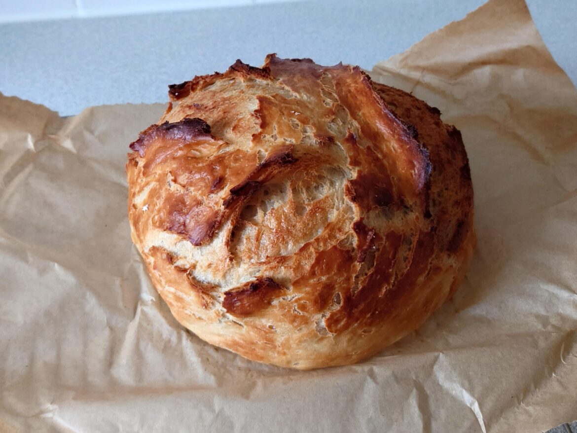 Overnight no-knead bread