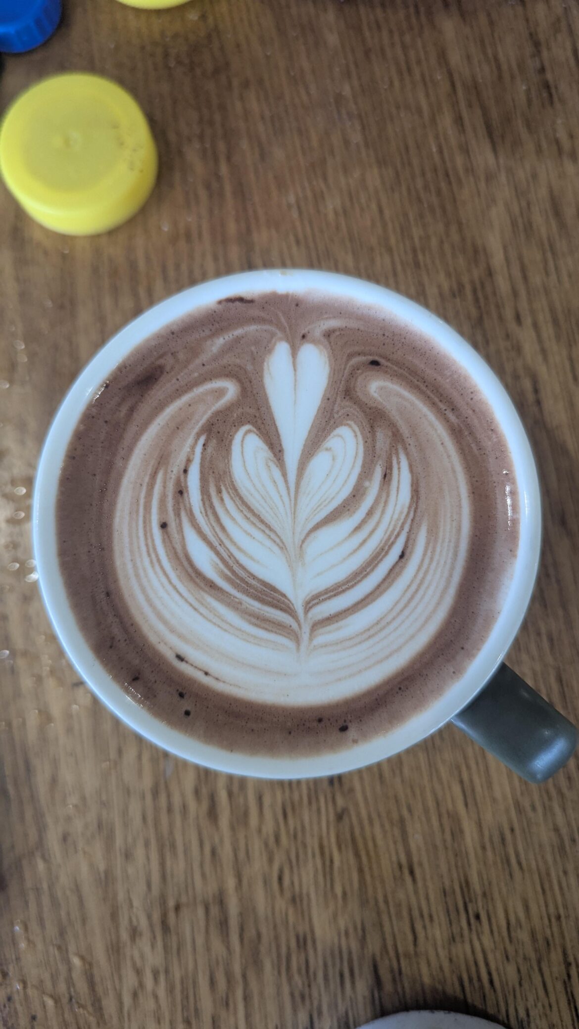 1.5 months as a barista, I can finally make some latte art!