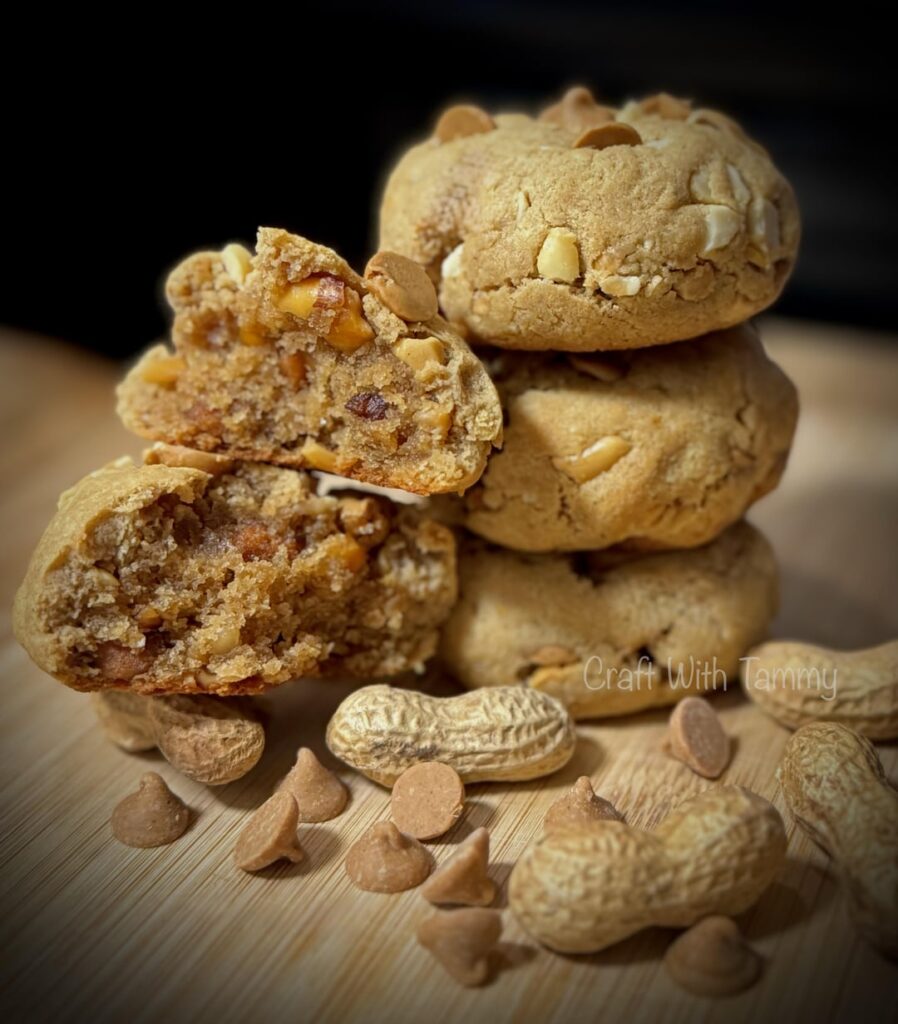 Keto Peanut Butter Chip Cookies - Yup... I'm at it again!  🥜🍪