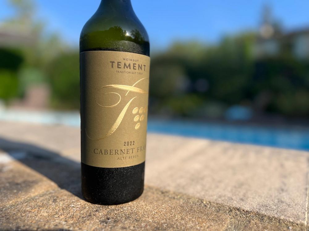 Chilled Austrian red wine